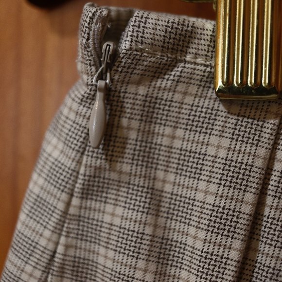 Vintage “Just In Case – Total Eclipse of the Heart” Plaid Skirt Suit – Euro 44 & - Picture 13 of 16